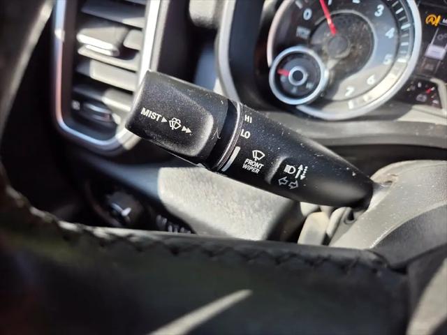 2019 Ram 1500 Big Horn/Lone Star Crew Cab 4x4 57 Box