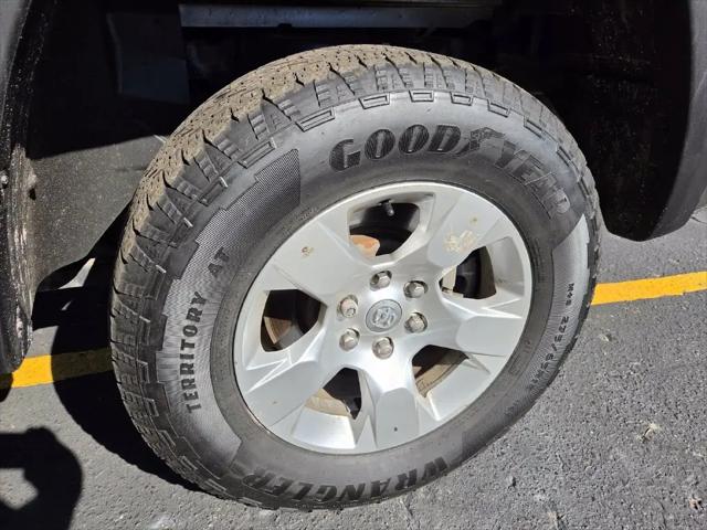 2019 Ram 1500 Big Horn/Lone Star Crew Cab 4x4 57 Box
