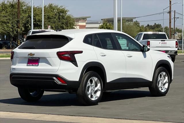 2026 Chevrolet Trax FWD LS