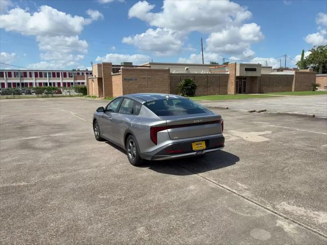 2026 Kia K4 LXS