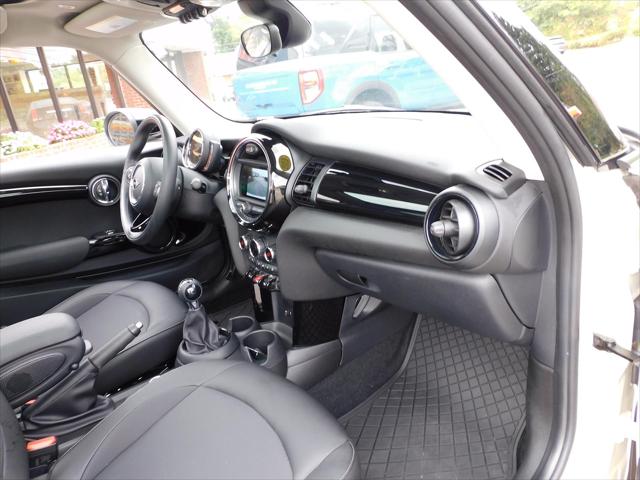 2021 MINI Hardtop Cooper