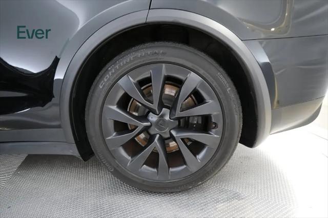 2023 Tesla Model X Standard Range