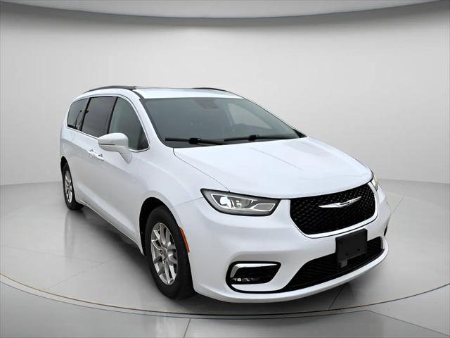 2022 Chrysler Pacifica Touring L for sale in Chillicothe, MO