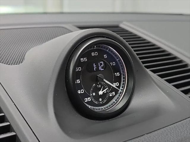 2024 Porsche Macan S