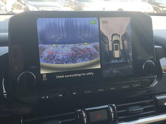 2025 Nissan Pathfinder Platinum FWD