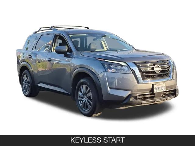 2025 Nissan Pathfinder SV FWD