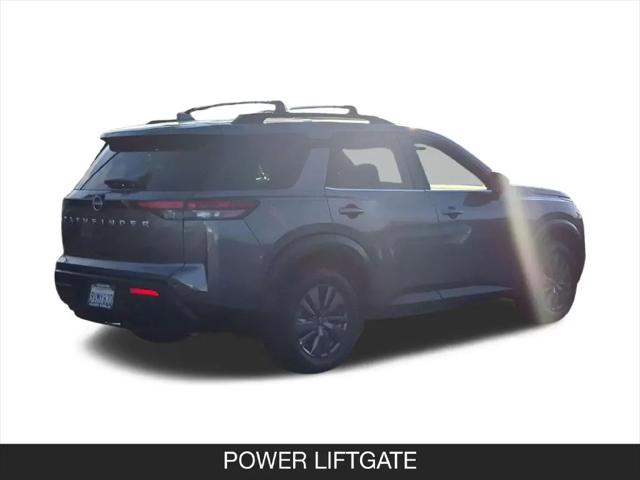 2025 Nissan Pathfinder SV FWD