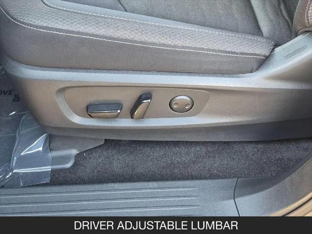 2025 Nissan Pathfinder SV FWD