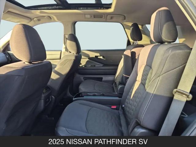 2025 Nissan Pathfinder SV FWD