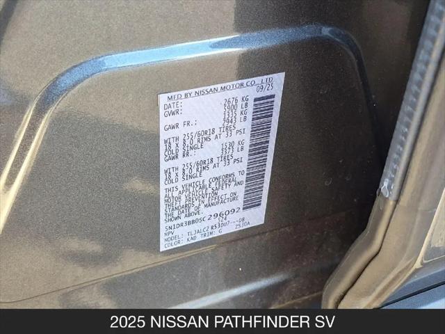 2025 Nissan Pathfinder SV FWD
