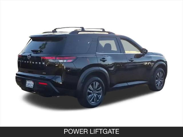 2025 Nissan Pathfinder SV 4WD