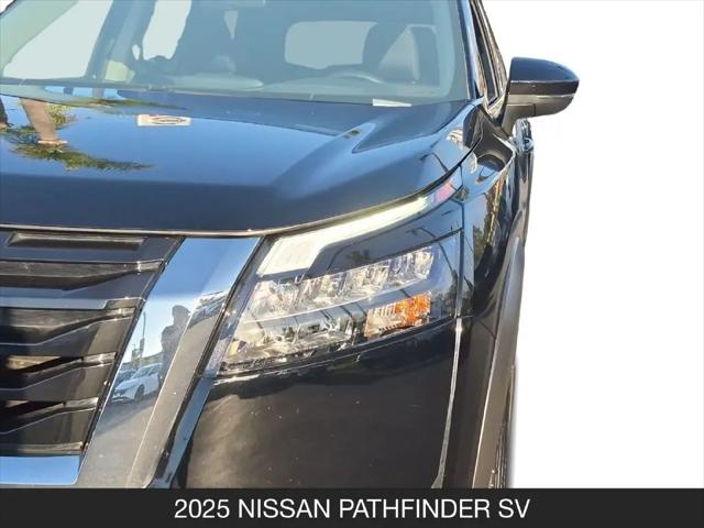 2025 Nissan Pathfinder SV 4WD