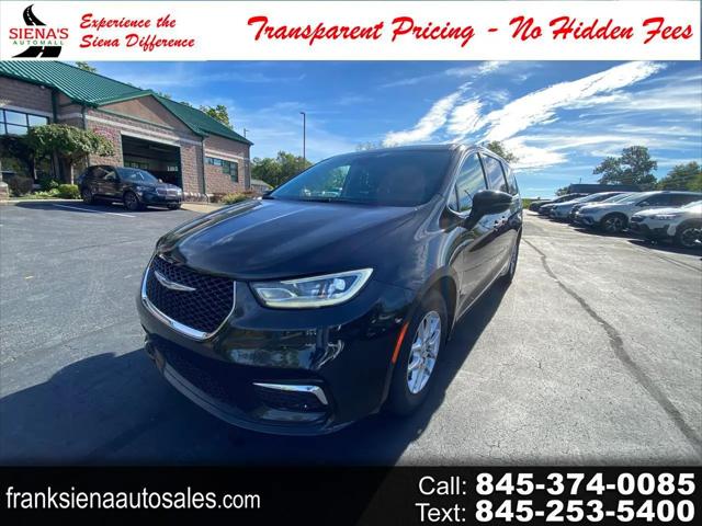2023 Chrysler Pacifica Touring L for sale in New Hampton, NY