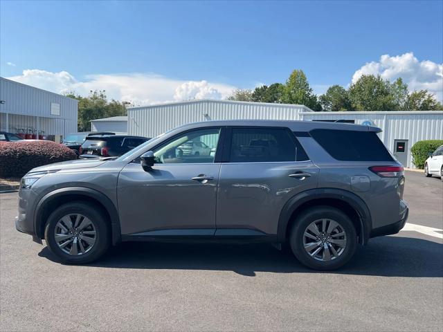 2025 Nissan Pathfinder S FWD