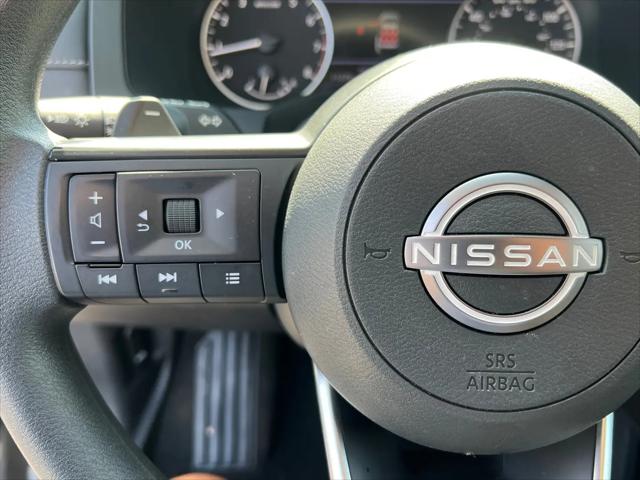 2025 Nissan Pathfinder S FWD