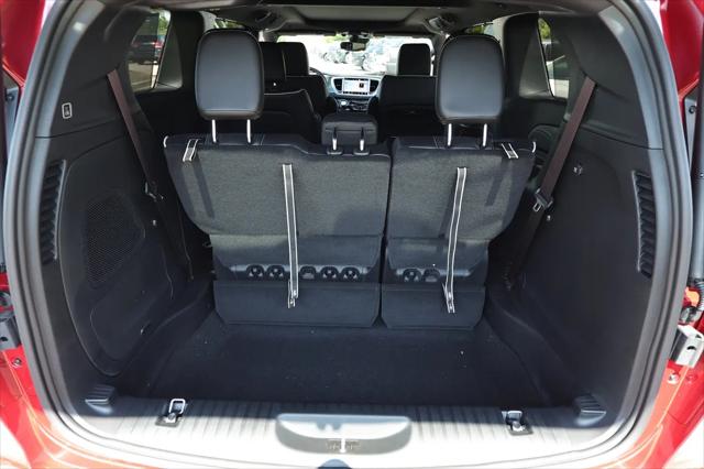 2027 Chrysler Pacifica Limited