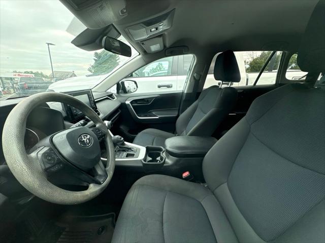 2019 Toyota RAV4 LE 2019 Toyota RAV4 LE