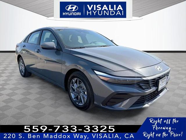 2026 Hyundai Elantra Hybrid Blue for sale in Visalia, CA