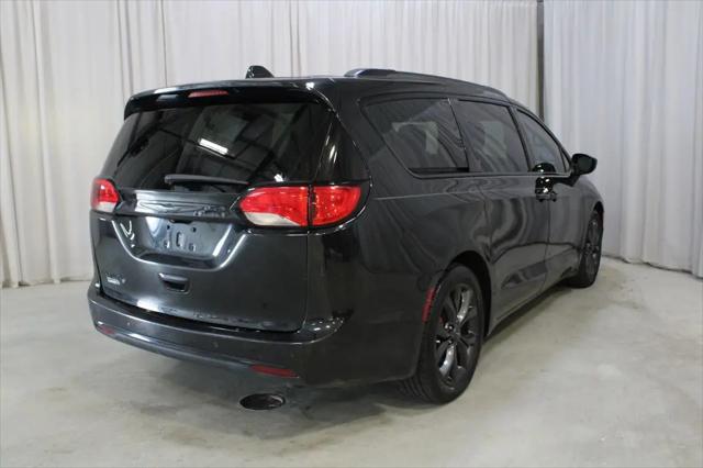 2019 Chrysler Pacifica Touring L Plus