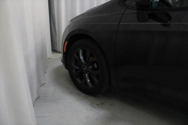 2019 Chrysler Pacifica Touring L Plus