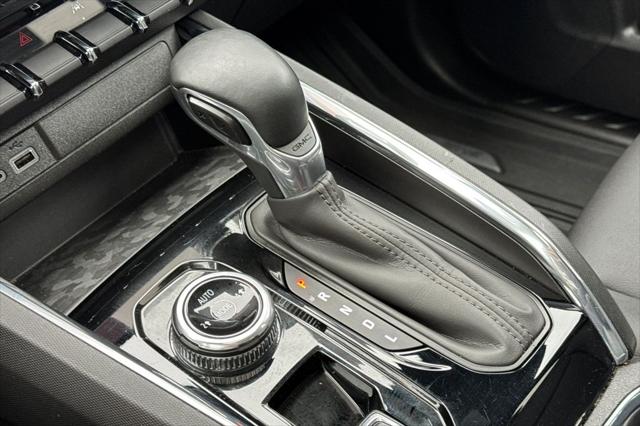 2023 GMC Canyon 4WD Crew Cab Short Box Elevation