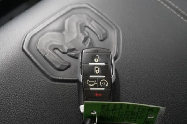 2021 Ram 1500 Laramie Crew Cab 4x4 57 Box