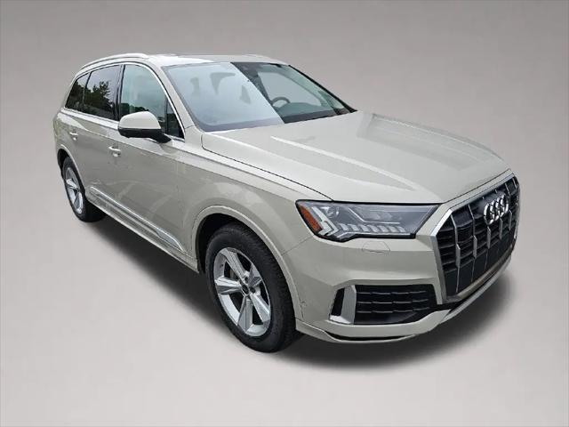 2023 Audi Q7 Premium Plus 45 TFSI quattro Tiptronic for sale in Lenox, MA