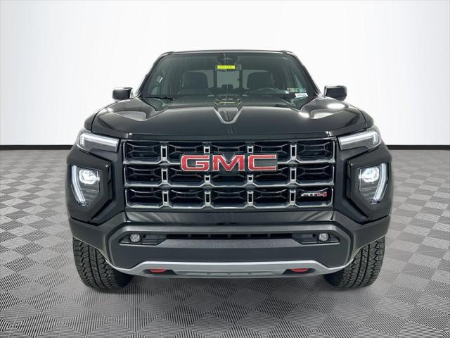 2026 GMC Canyon AT4, 4WD 2026 GMC Canyon AT4, 4WD