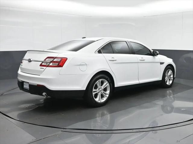 2018 Ford Taurus SEL