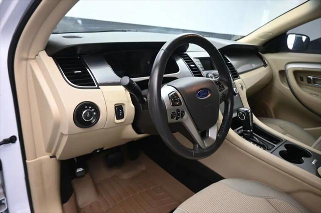2018 Ford Taurus SEL