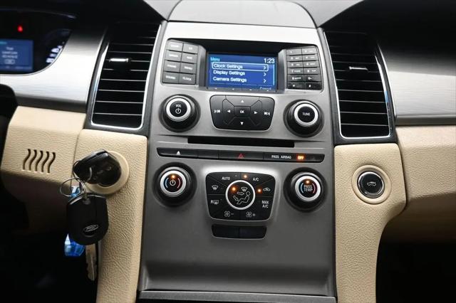 2018 Ford Taurus SEL