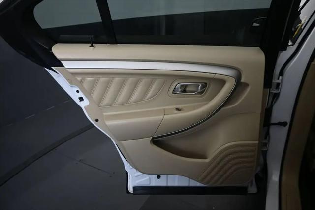 2018 Ford Taurus SEL
