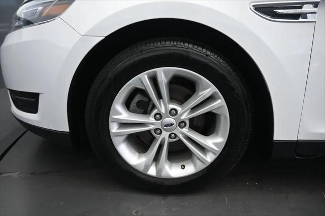 2018 Ford Taurus SEL