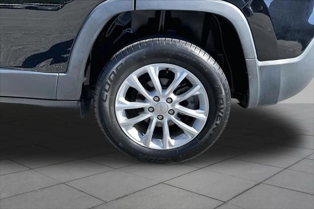 2021 Jeep Cherokee Latitude FWD