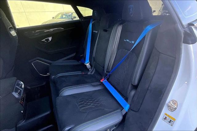 2023 Lamborghini Urus Performante