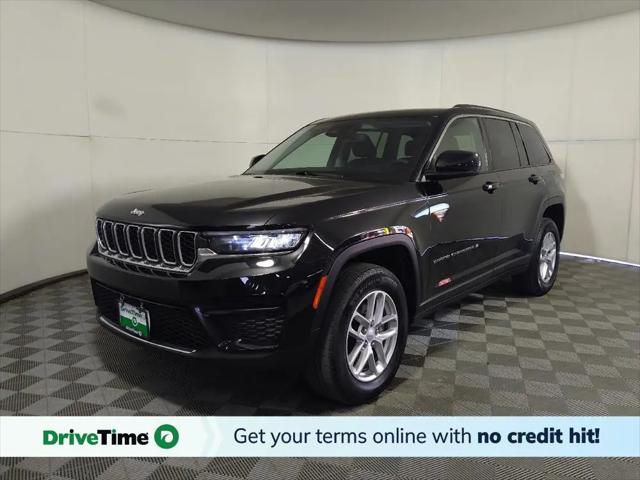 2023 Jeep Grand Cherokee Laredo 4x4 for sale in Midlothian, IL