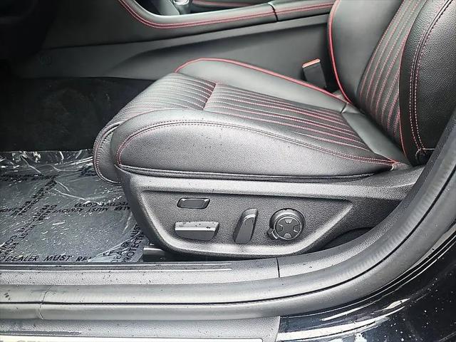 2025 Genesis G70 3.3T RWD Sport Advanced