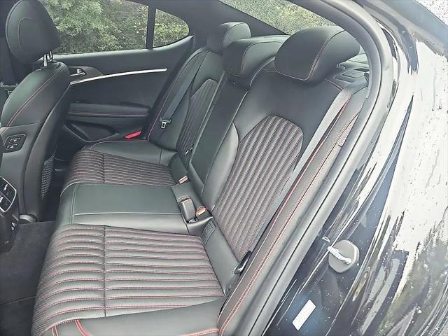2025 Genesis G70 3.3T RWD Sport Advanced