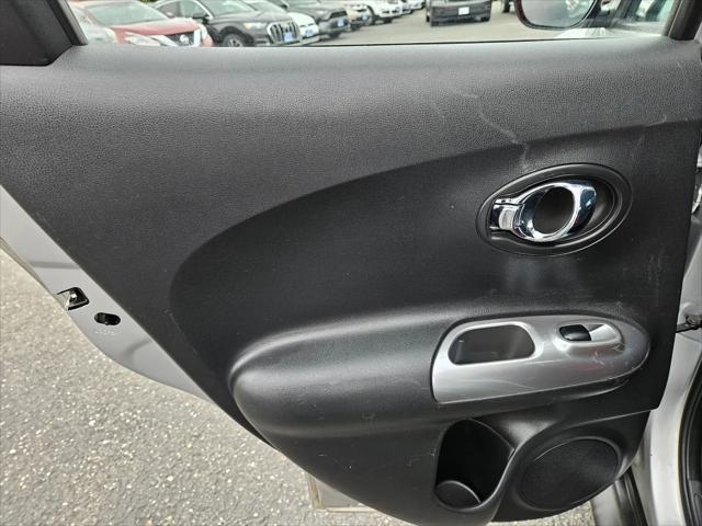 2011 Nissan JUKE S