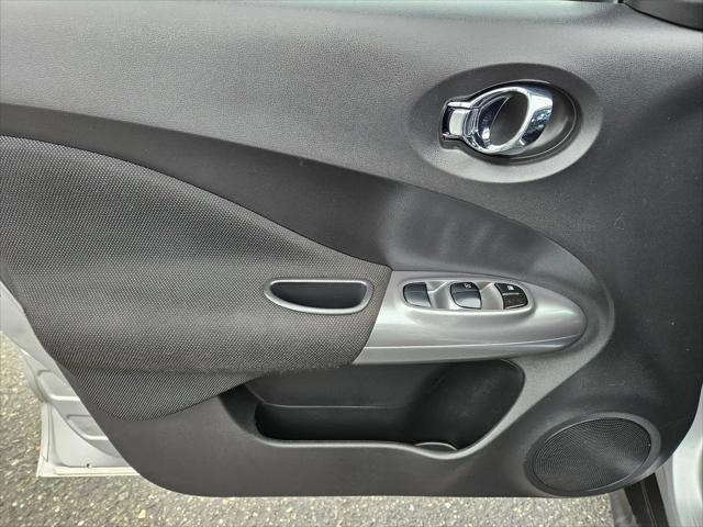 2011 Nissan JUKE S