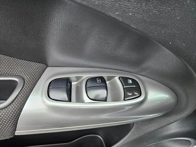 2011 Nissan JUKE S