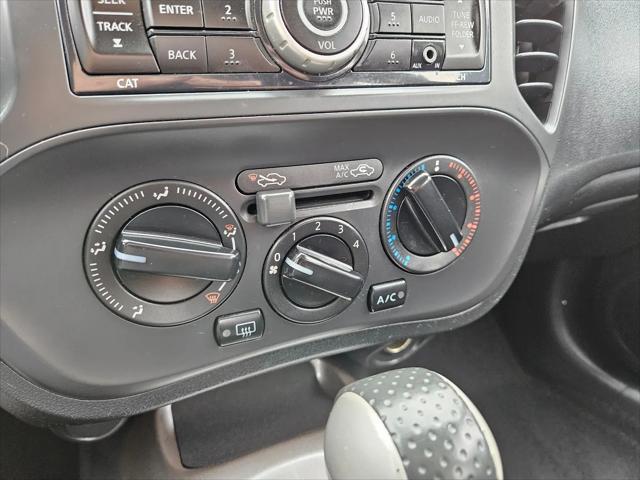 2011 Nissan JUKE S