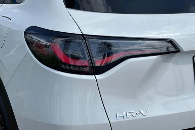 2027 Honda HR-V LX 2WD