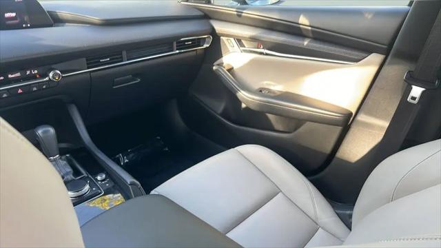 2023 Mazda Mazda3 2.5 S Preferred