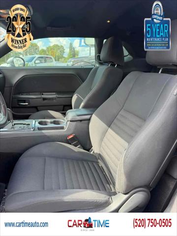 2013 Dodge Challenger SXT