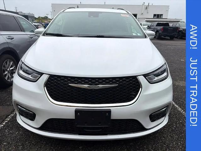 2022 Chrysler Pacifica Touring L AWD