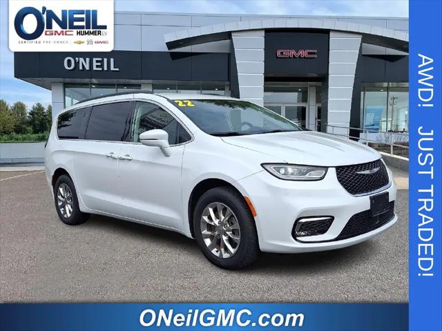 2022 Chrysler Pacifica Touring L AWD for sale in Warminster, PA