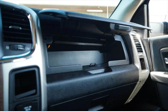 2017 Ram 3500 Laramie Crew Cab 4x4 8 Box