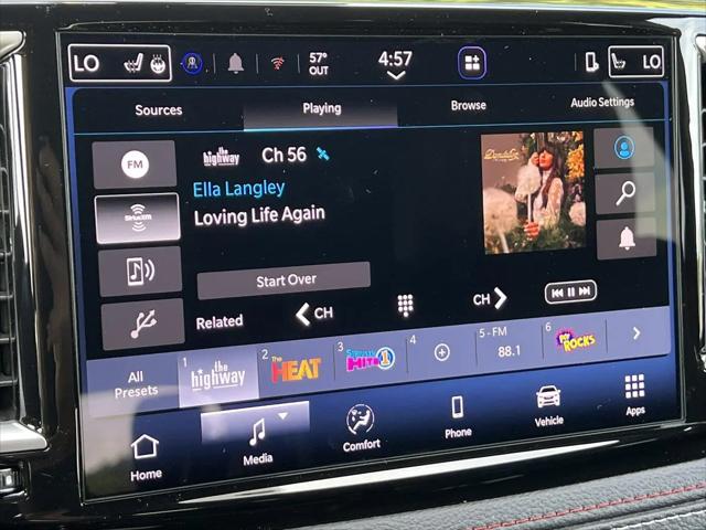 2027 Chrysler Pacifica Select AWD