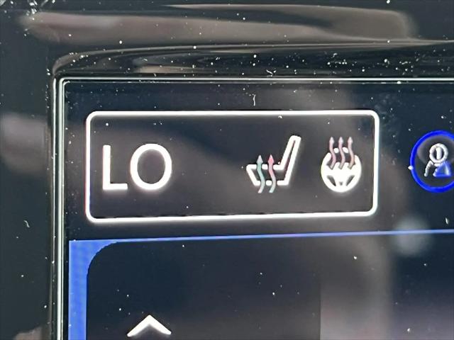2027 Chrysler Pacifica Select AWD